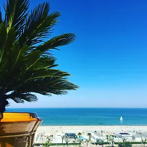 4* Hotel Select Suites&spa