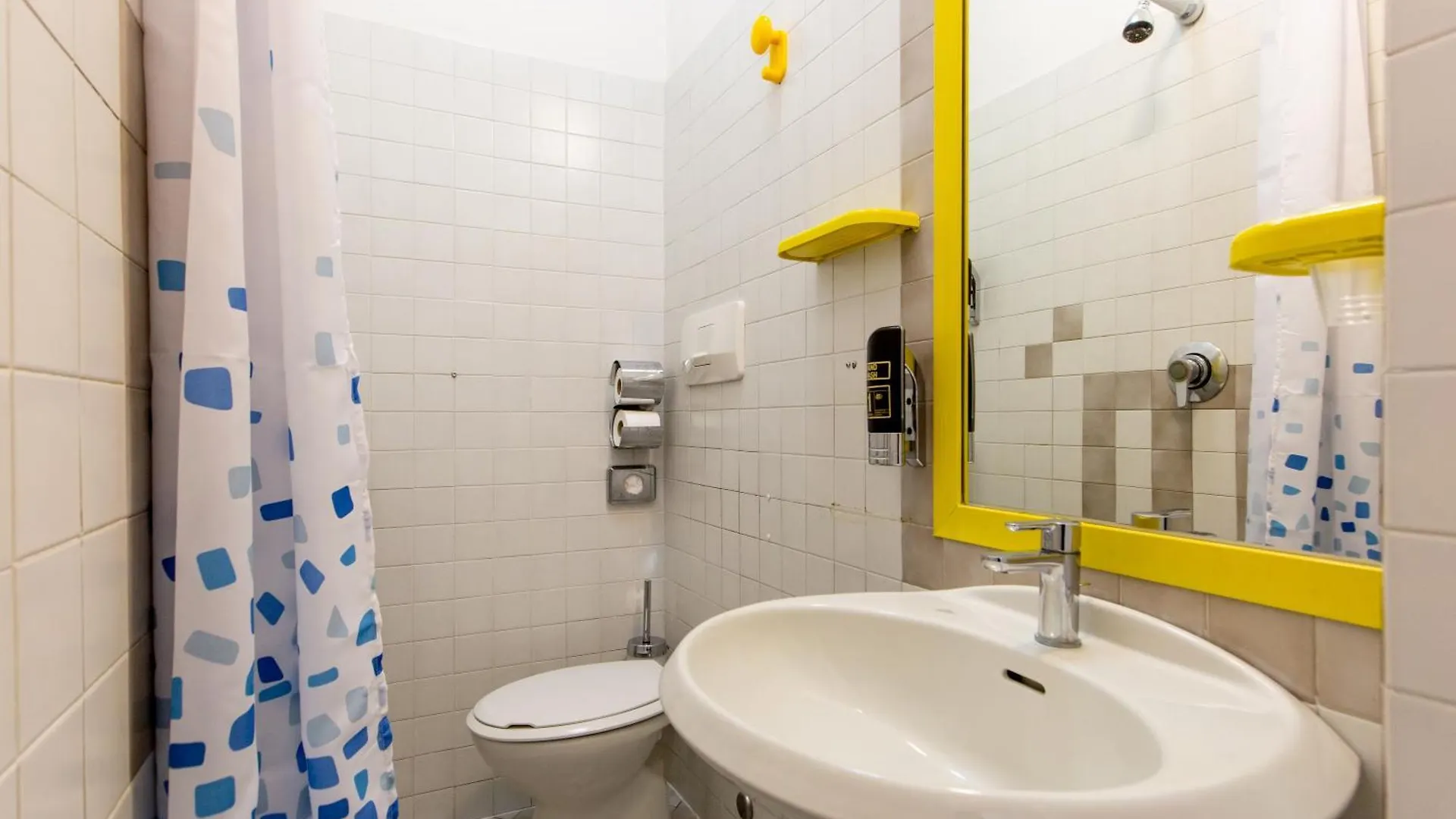 Hotel Marzia Con Piscina Riccione
