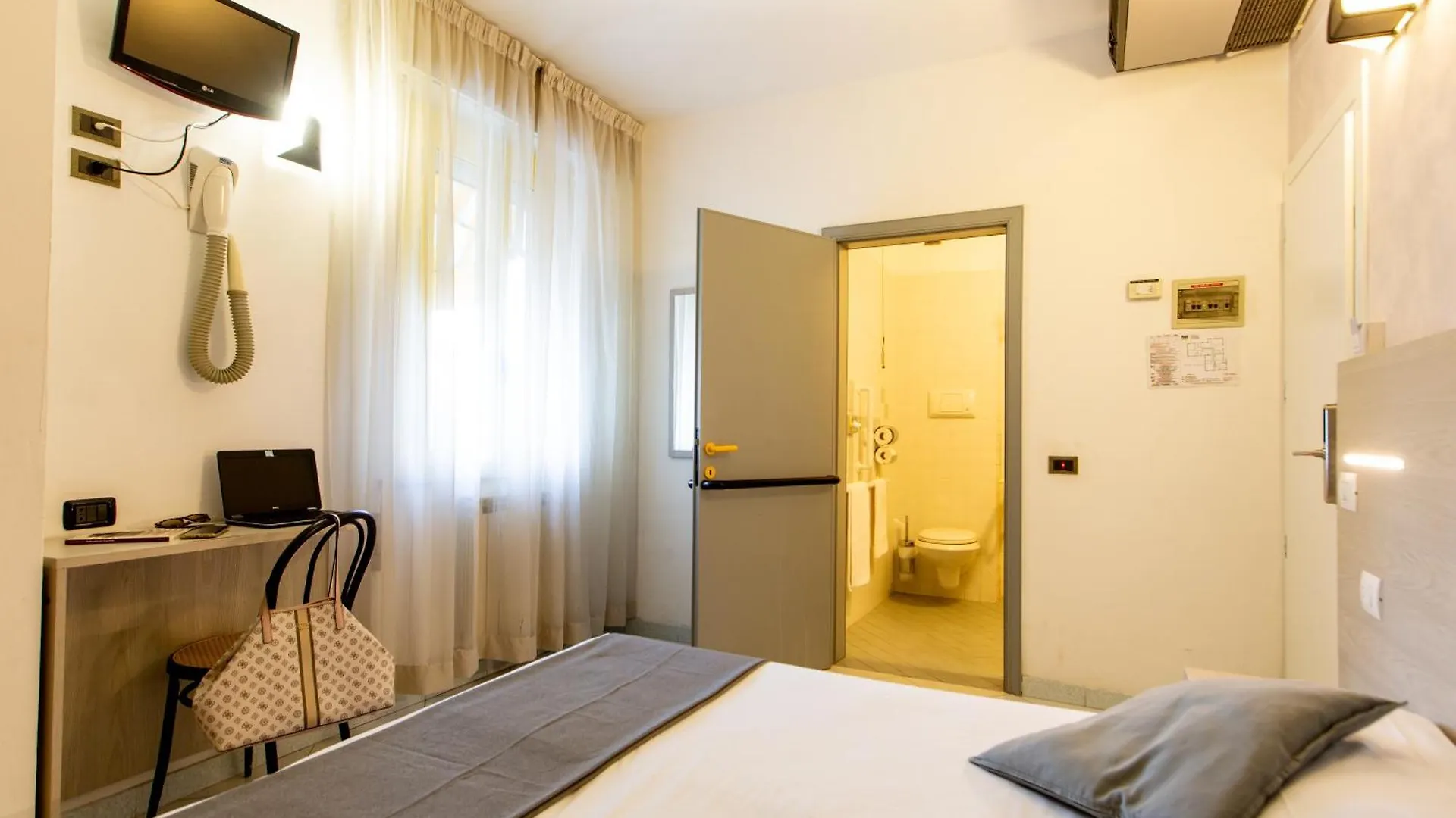 Hotel Marzia Con Piscina Riccione 3*,  Italy