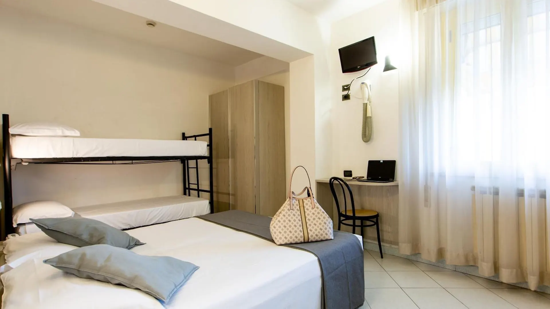 ***  Hotel Marzia Con Piscina Riccione Italy