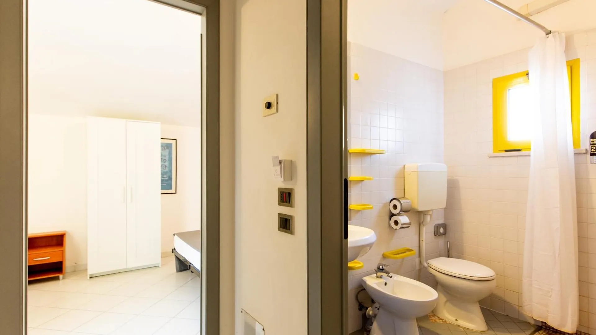 Hotel Marzia Con Piscina Riccione Italy