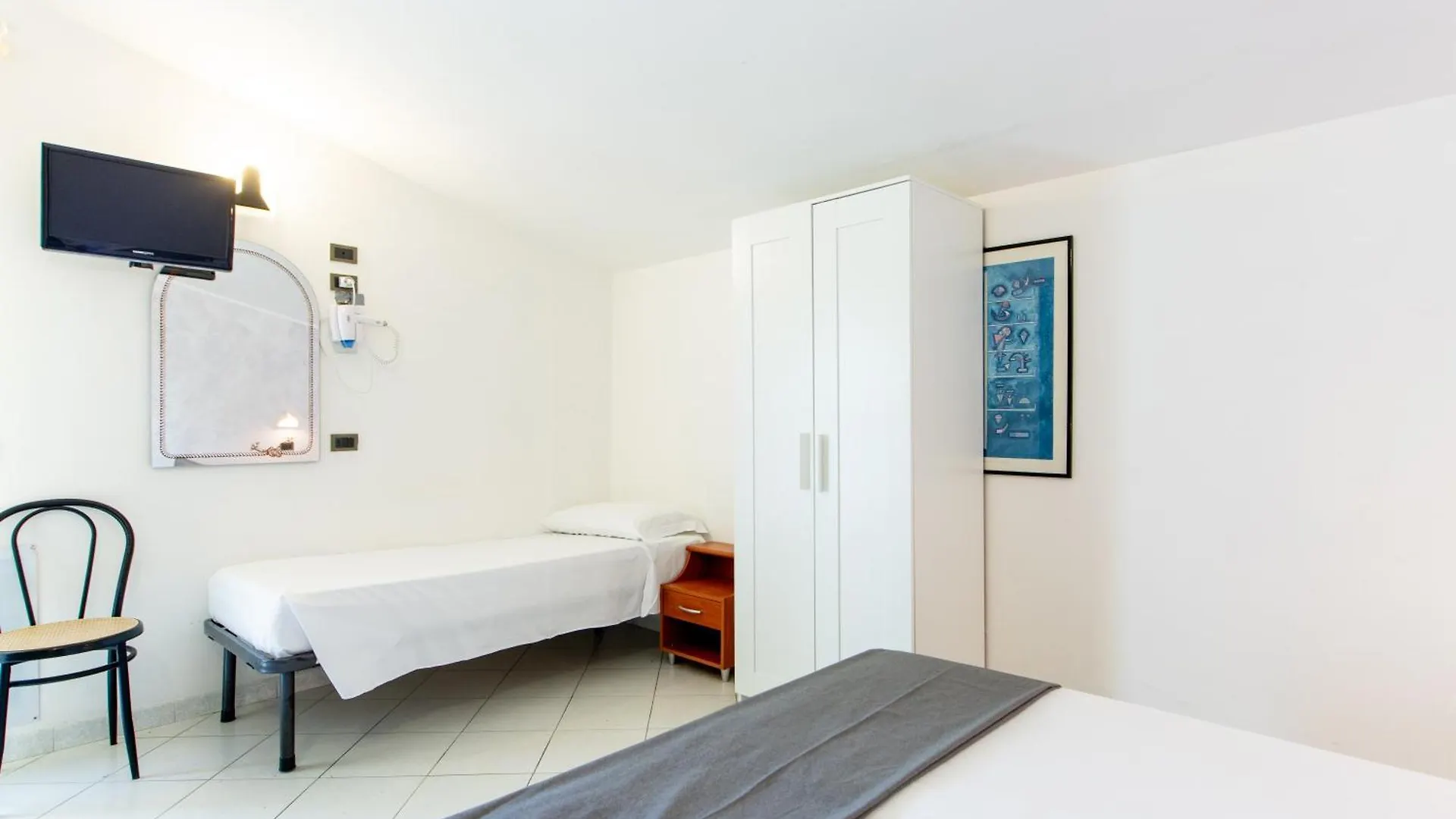 ***  Hotel Marzia Con Piscina Riccione Italy